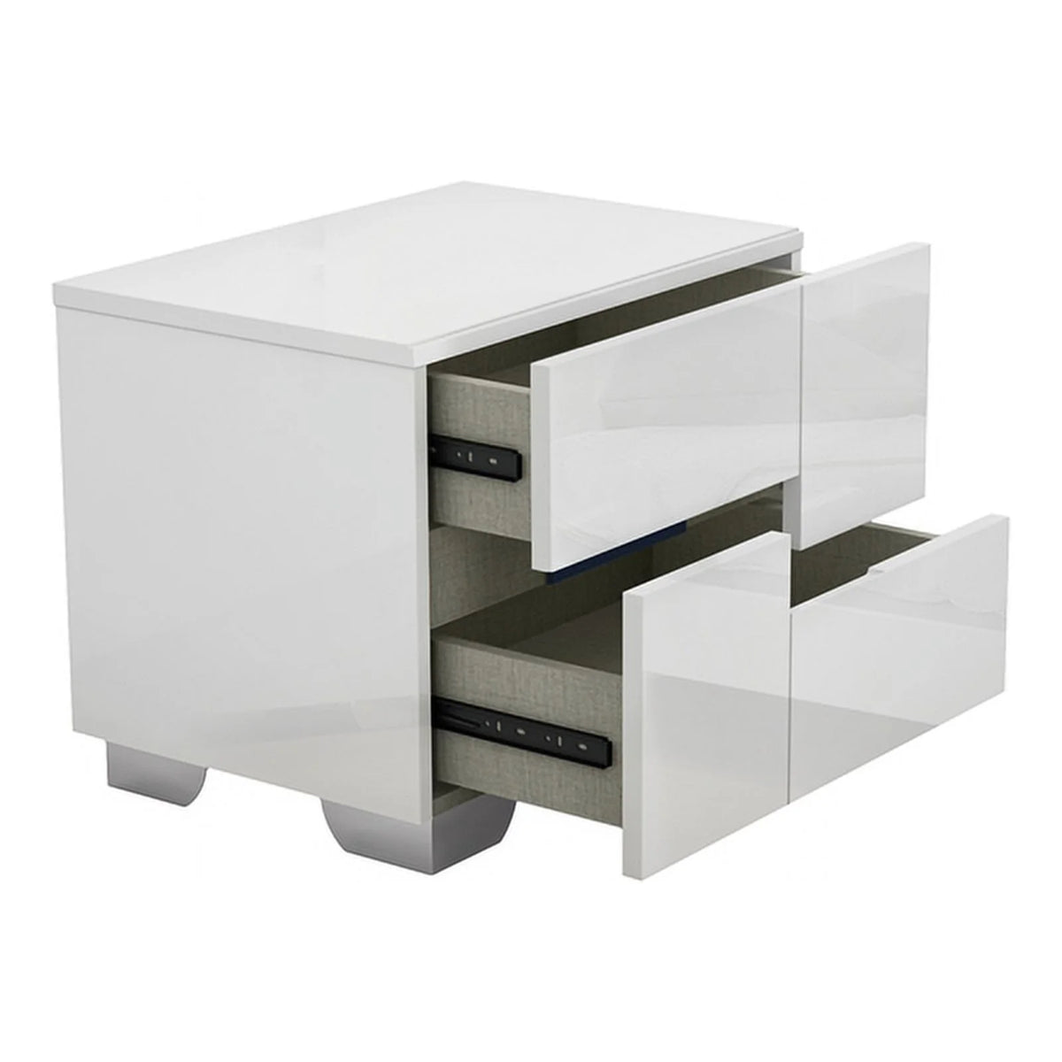 4-Piece White Wood Queen Bedroom Set H94460
