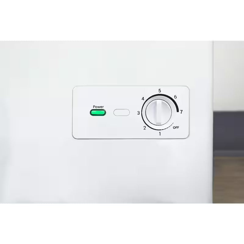 White 4.9 cu. ft. Manual Defrost Chest Freezer H131142