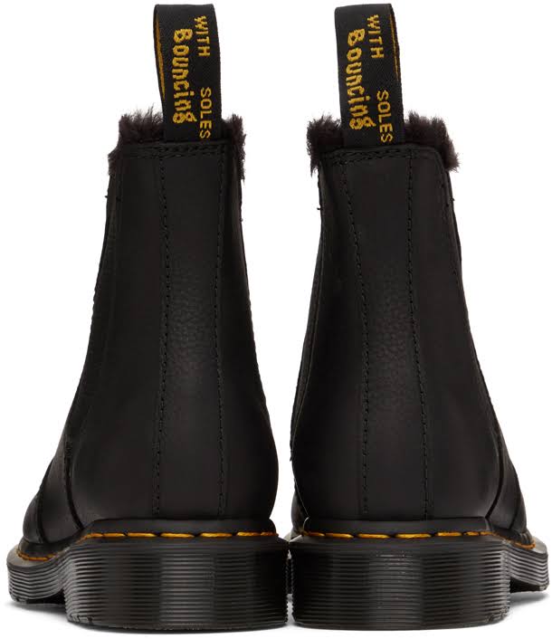 Black Faux Fur Lined Chelsea Boots G310