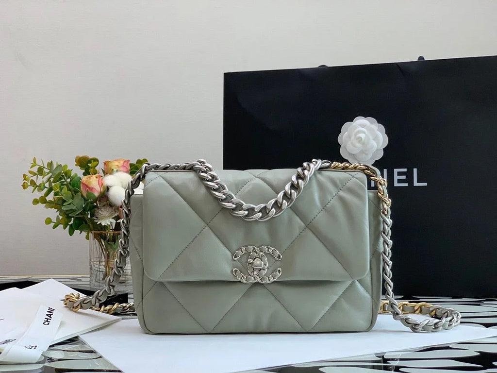 Grey Bag O302405