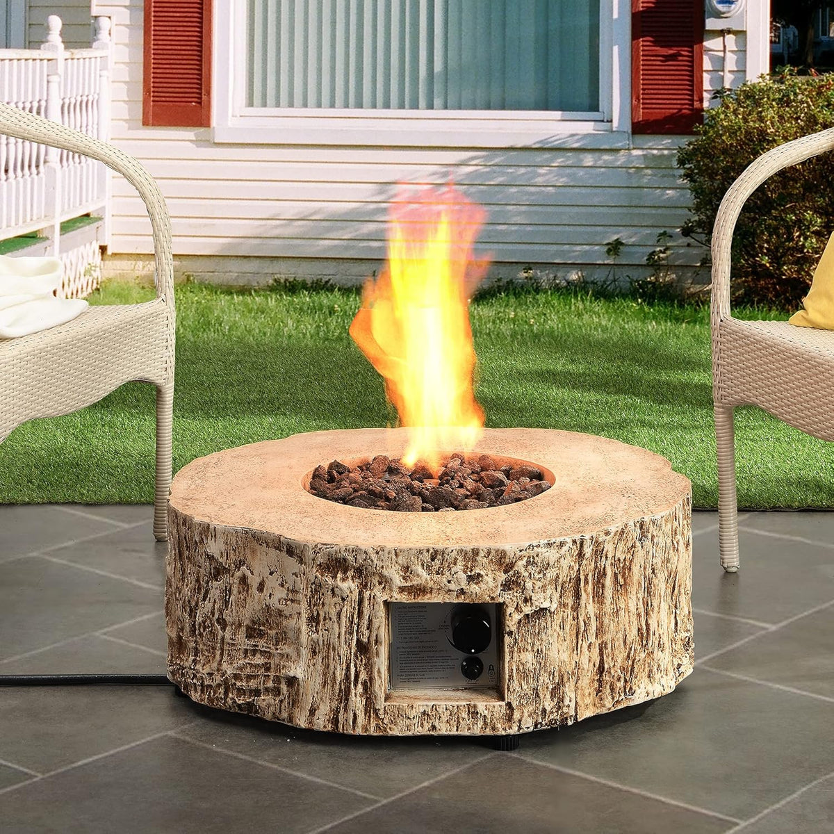 28 Round 30,000 BTU Auto-Ignition Propane Fire Pit Table with Cover and Lava Rock D596