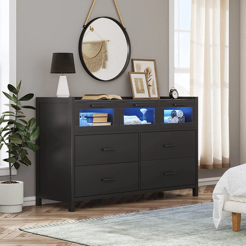 White 7 Drawer Wood Dresser L640