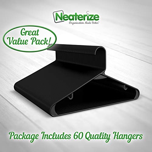 White 50 Pack Plastic Clothes Hangers U9215