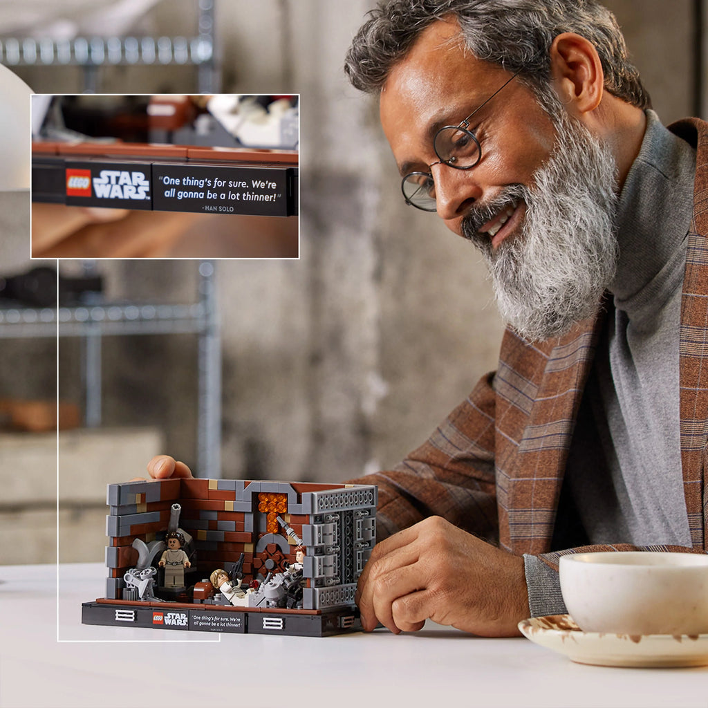 Building Set with 6 Figures X82219