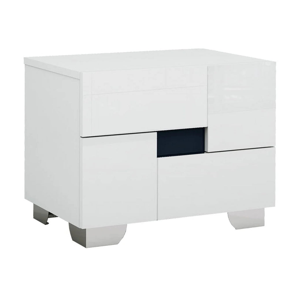 4-Piece White Wood Queen Bedroom Set H94460
