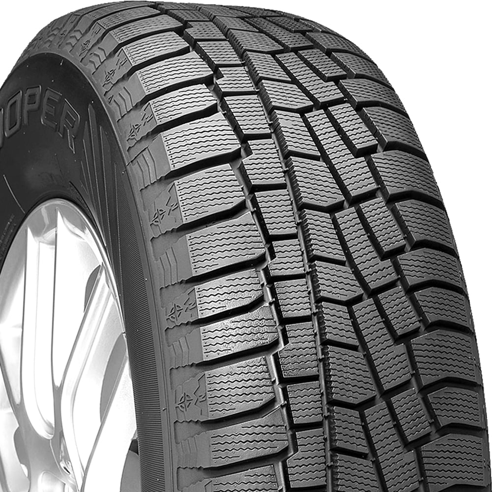 Winter 225/65R16 100T Passenger Tire P700