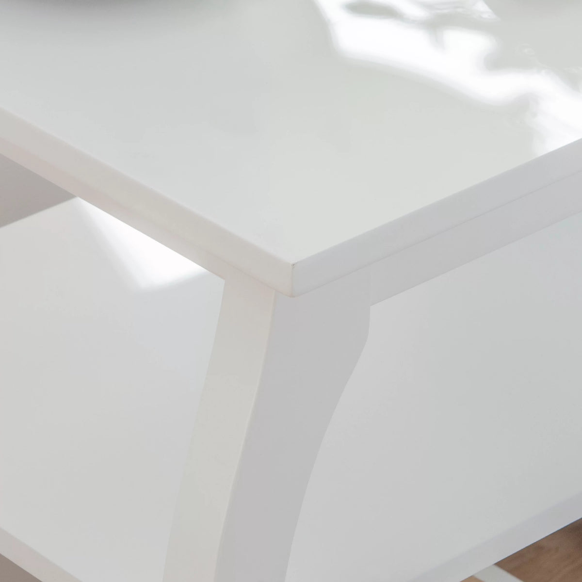 White 2 Shelf Indoor Accent Side Table J328