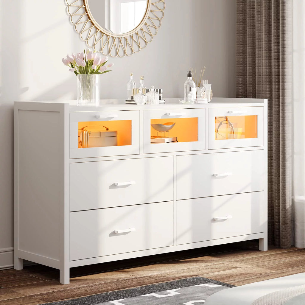 White 7 Drawer Wood Dresser L640