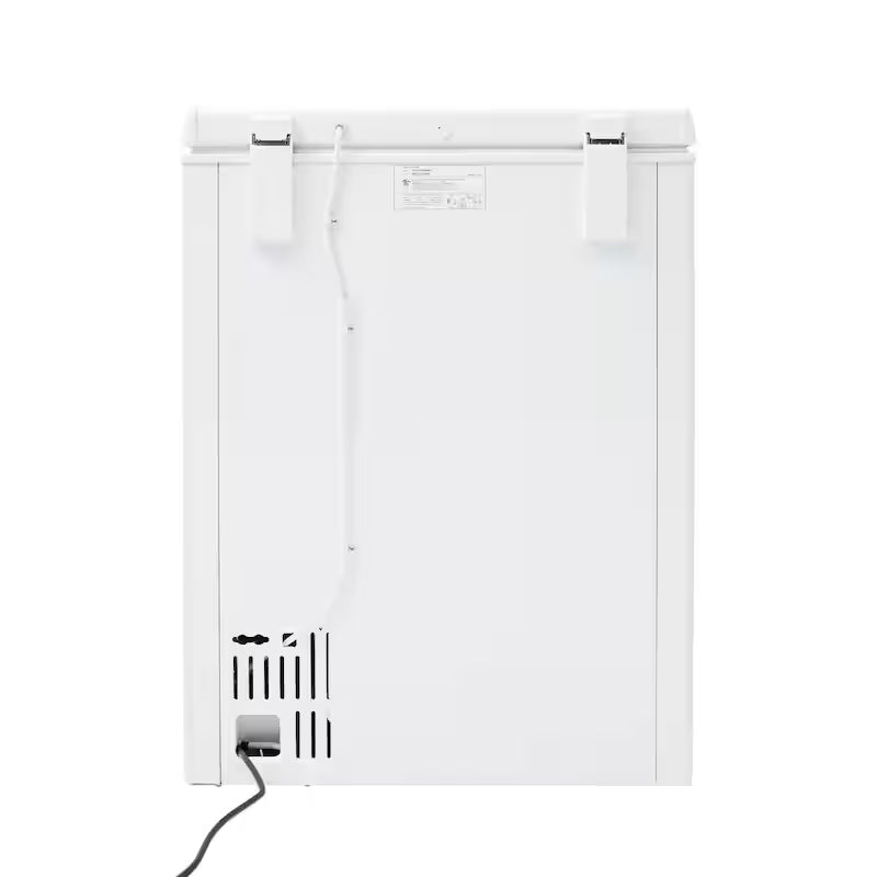White 4.9 cu. ft. Manual Defrost Chest Freezer H131142