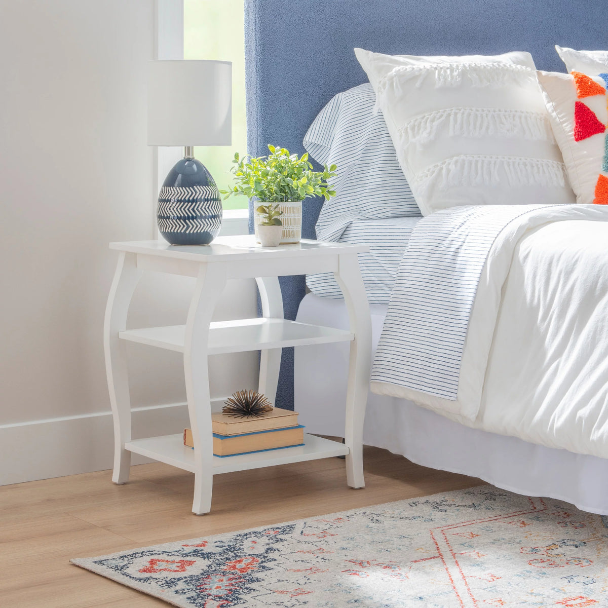 White 2 Shelf Indoor Accent Side Table J328