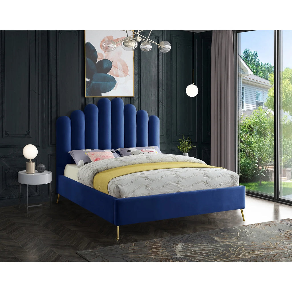Velvet Upholstered Platform Bed with Gold Steel Legs and Tufted Headboard R78842